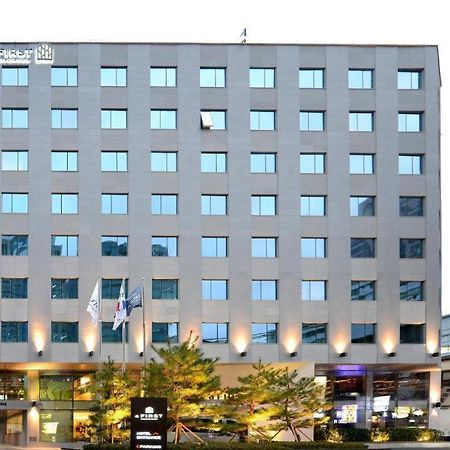 Afirst Hotel Myeongdong سيول المظهر الخارجي الصورة